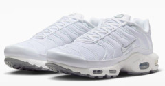 Boty NIKE Air Max Plus Cool Grey/Bílá Kultovní Air Max v barvách, které se neschovávají